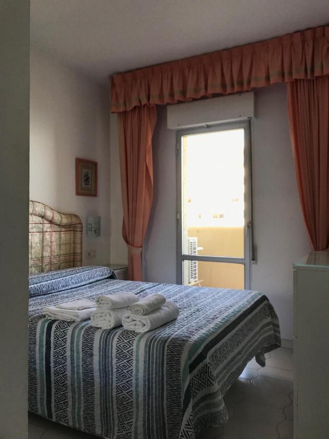 Estudios Y Apartamentos Benal Beach Benalmádena Dış mekan fotoğraf